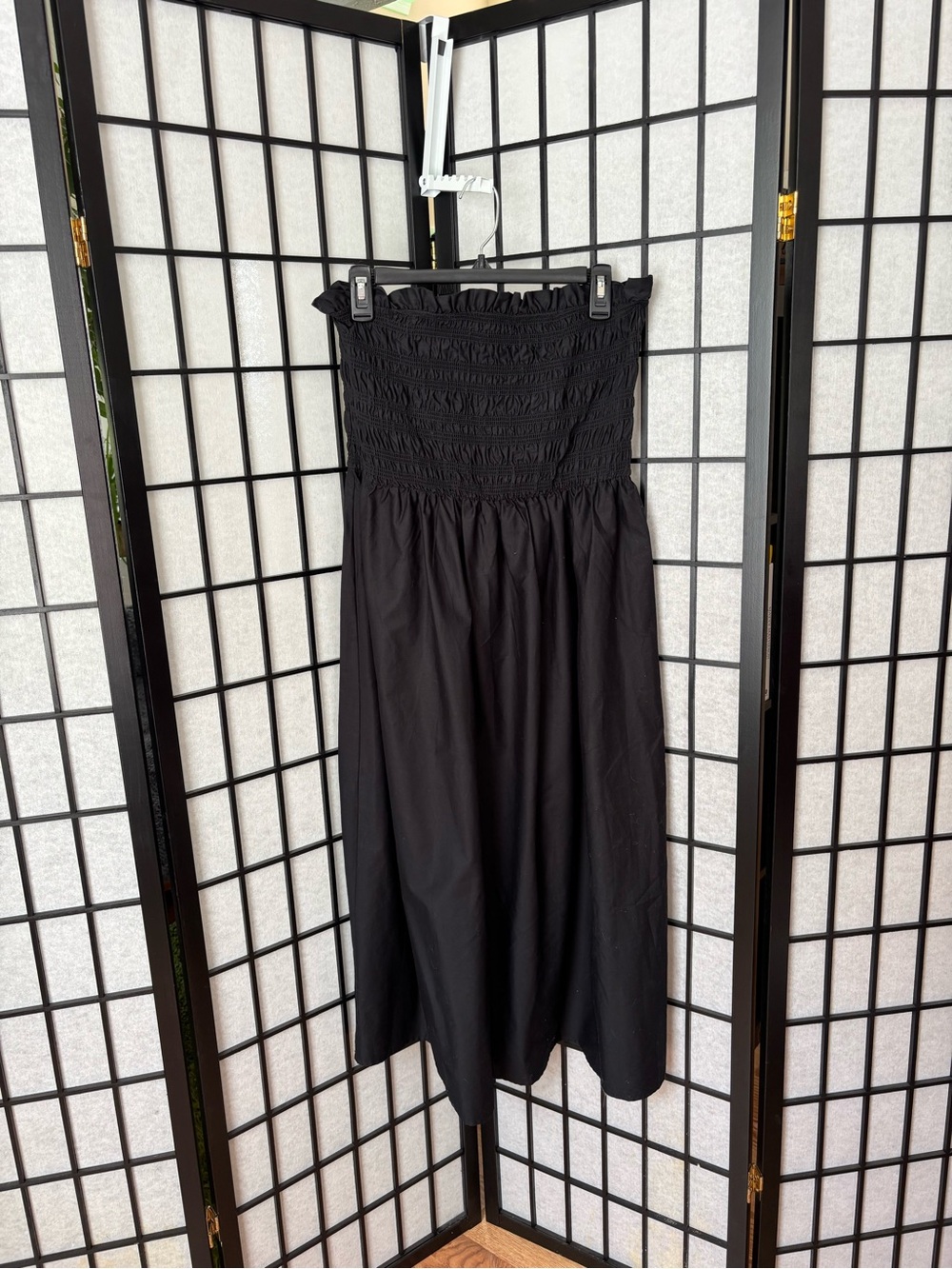 NWOT Smocked Strapless Black Midi Dress